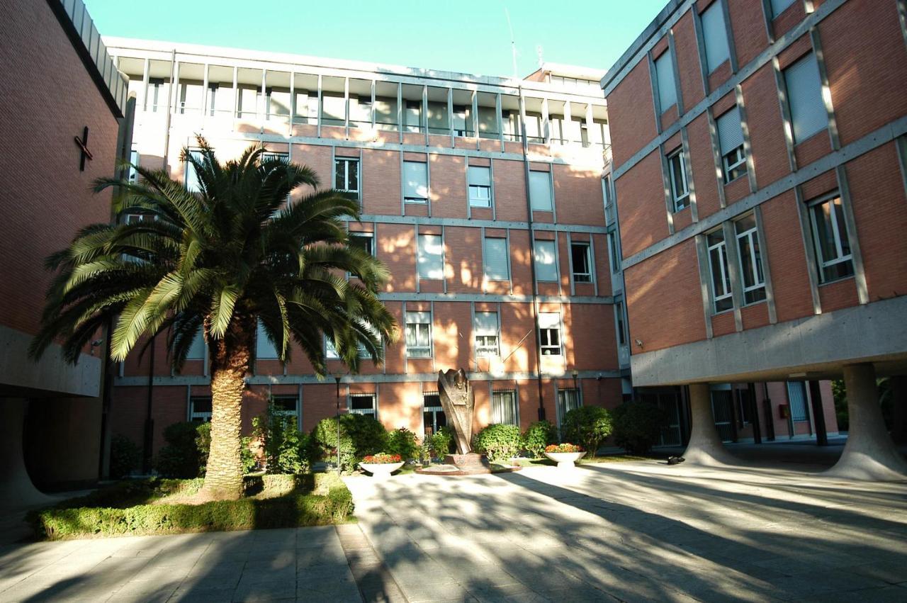 Casa Per Ferie Jpii Dom Polski Roma Exterior foto